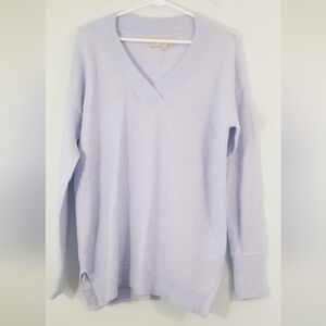 Loft Sweater. V-Neck. Oversized. Side Slits. Ribbed Trim. Soft and Stretchy. XS.